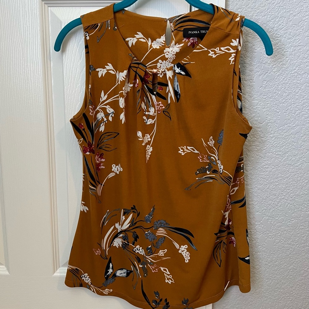 Small Ivanka Trump Floral Tank Top